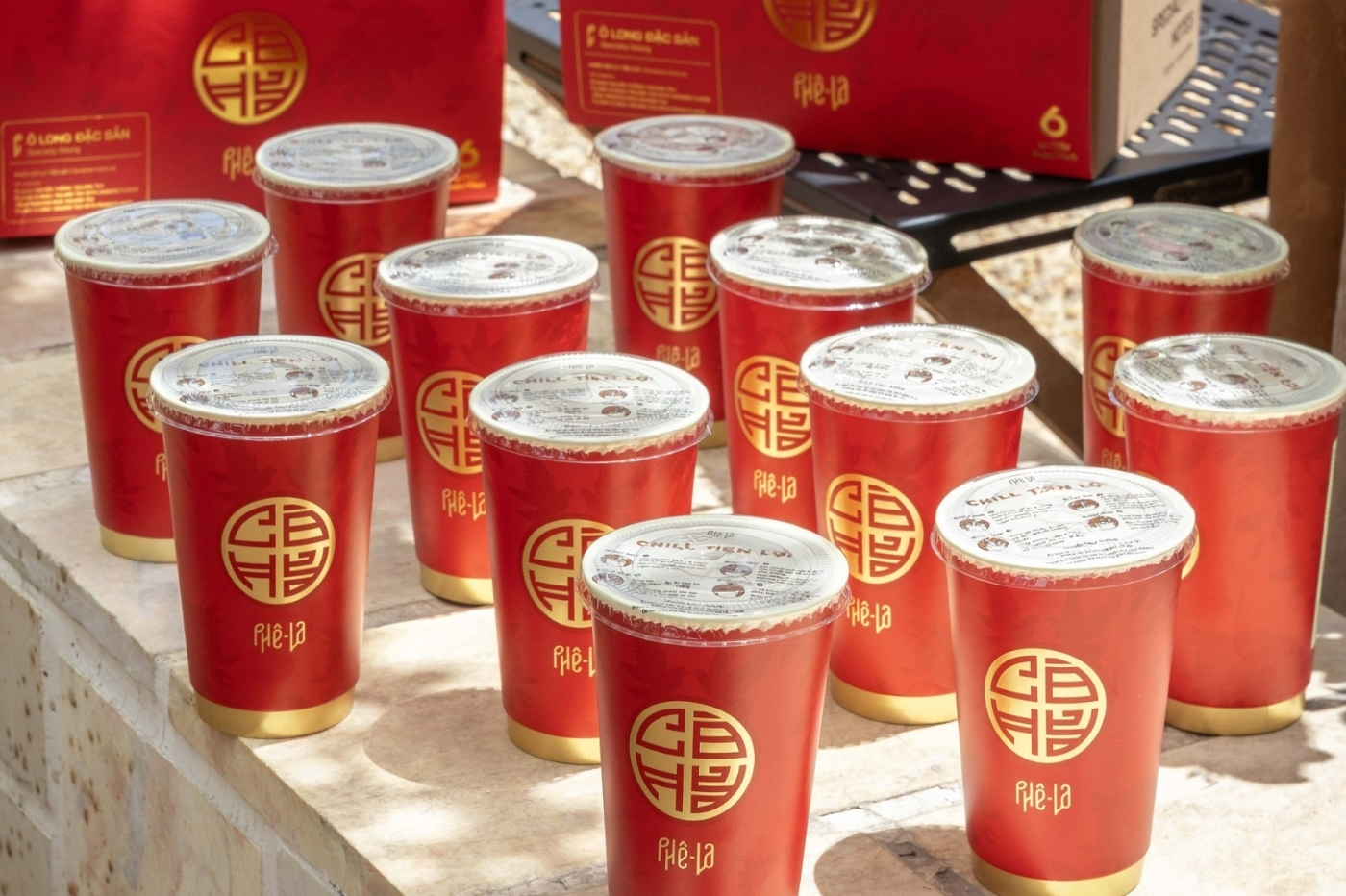 Thiết kế bao bì mùa cưới Phê La 3.jpg