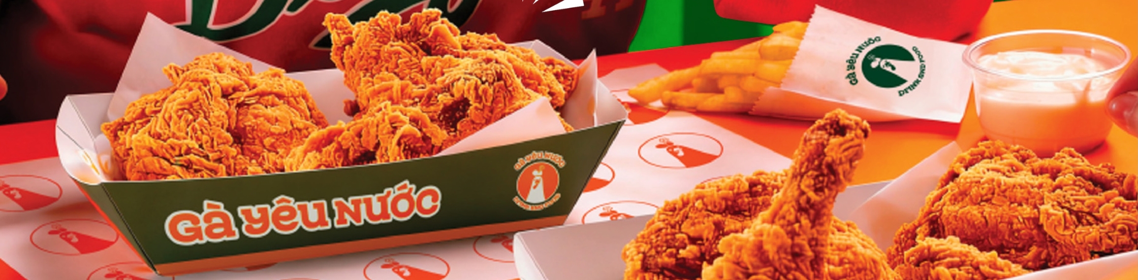 THIẾT KẾ LOGO GÀ YÊU NƯỚC