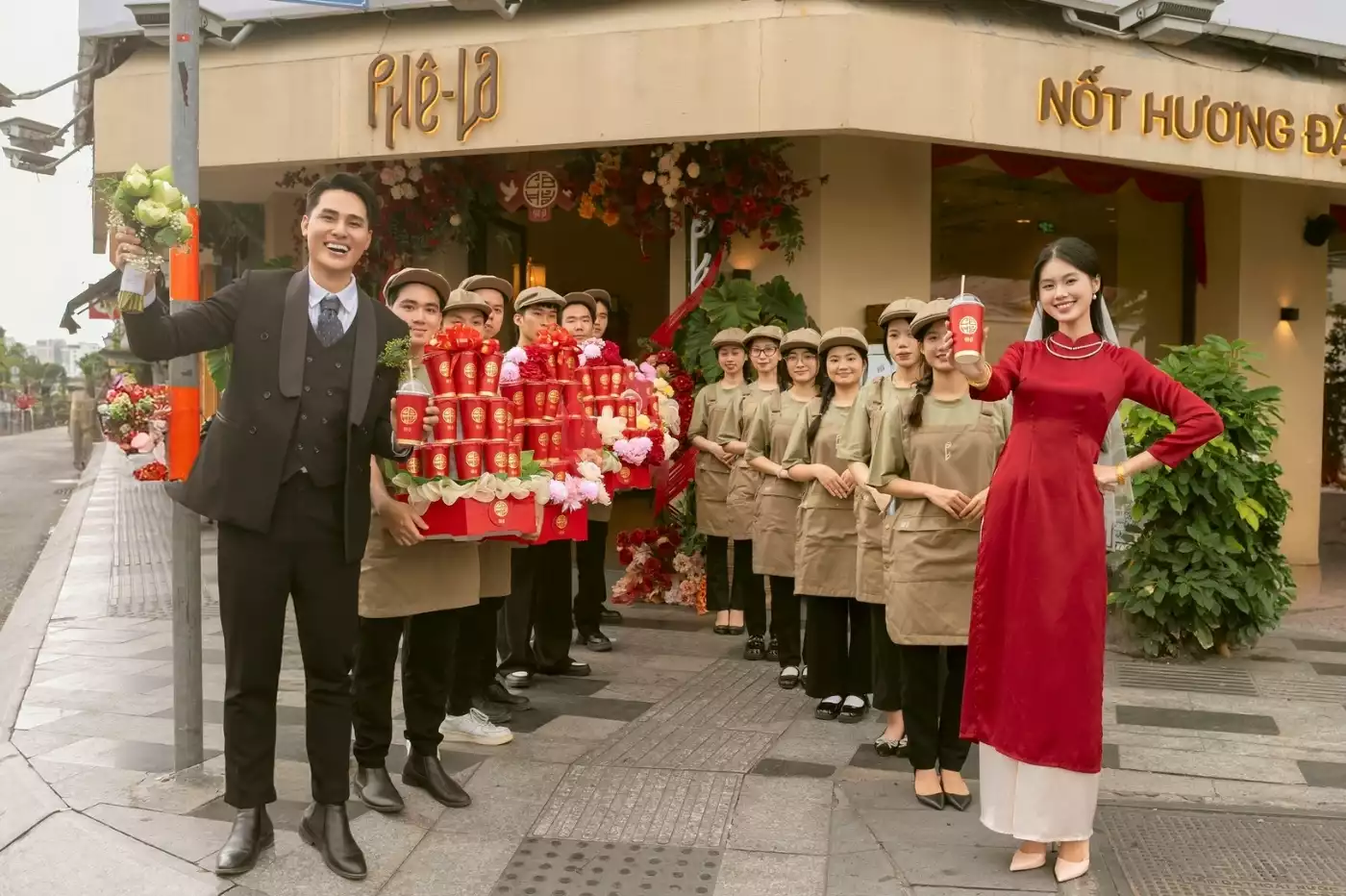 PHÊ LA THAY ĐỔI THIẾT KẾ BAO BÌ MÙA CƯỚI - THƯƠNG HIỆU “CHĂM” THAY ĐỔI NHẤT 2025
