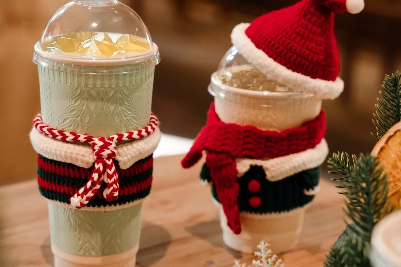 KHÔNG KHÍ GIÁNG SINH NGẬP TRÀN TRONG CUỘC ĐUA THIẾT KẾ BAO BÌ NOEL NĂM 2025